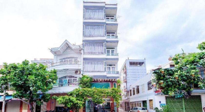 فندق Oyo 587 Trang Long نها ترانج المظهر الخارجي الصورة